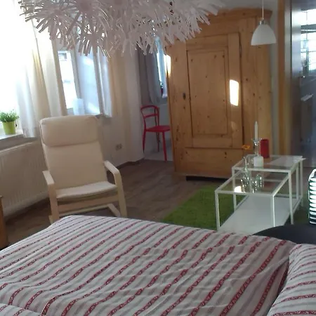 Ferienwohnungen Zur Kaiserstrasse Quedlinburg Kamer foto